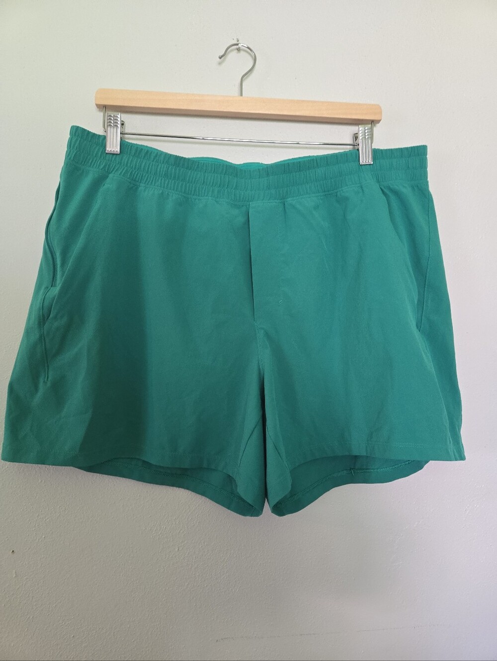 Lululemon Mens Pace Breaker Linerless Short 5" XXL